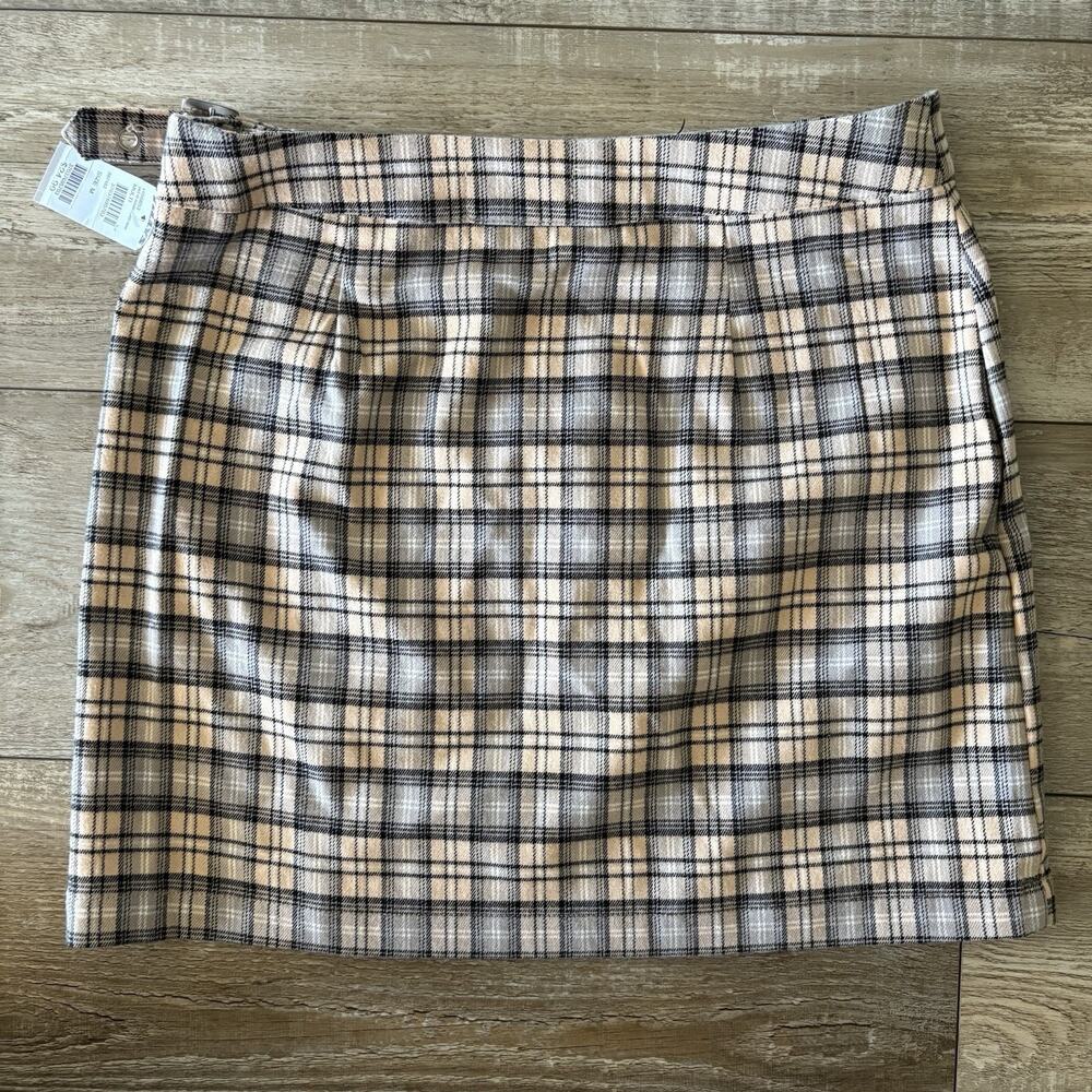 NEW Sky & Sparrow Mini Skirt Size M Tan Wrap Plaid‎ Preppy Academia Schoolgirl - Picture 5 of 5